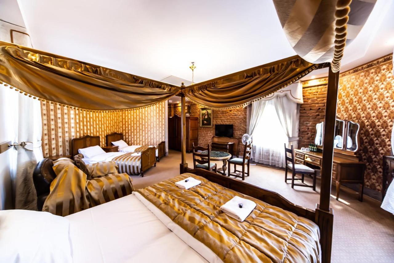 Dwor Boratyn Bed & Breakfast Dış mekan fotoğraf