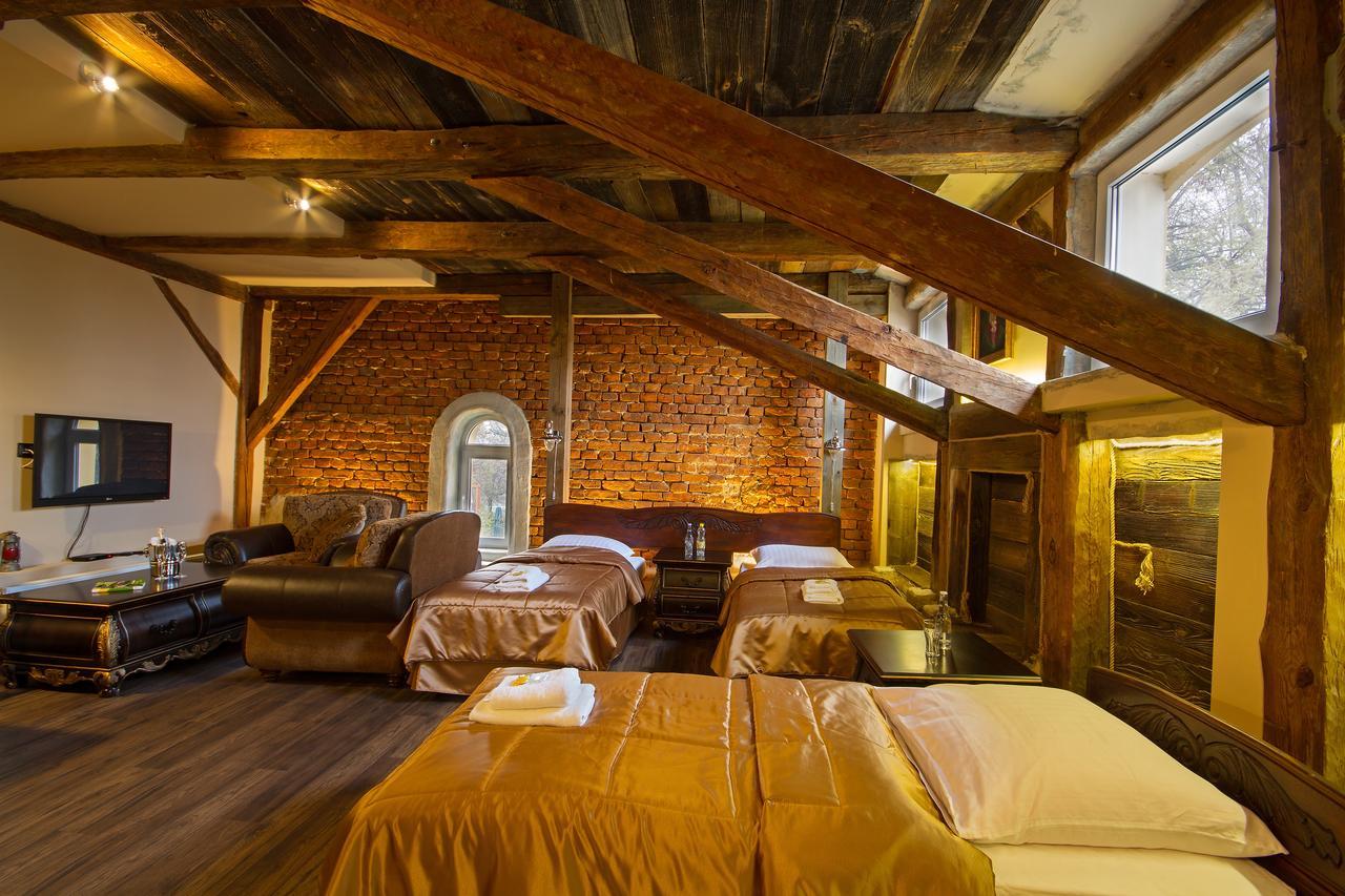 Dwor Boratyn Bed & Breakfast Dış mekan fotoğraf